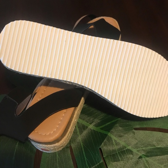 Espadrille black platform sandals - Picture 8 of 8